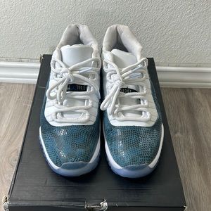 Jordan 11 Retro Low